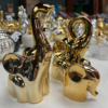 familia elefante dorado